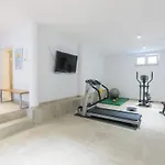 וילה Koltrina